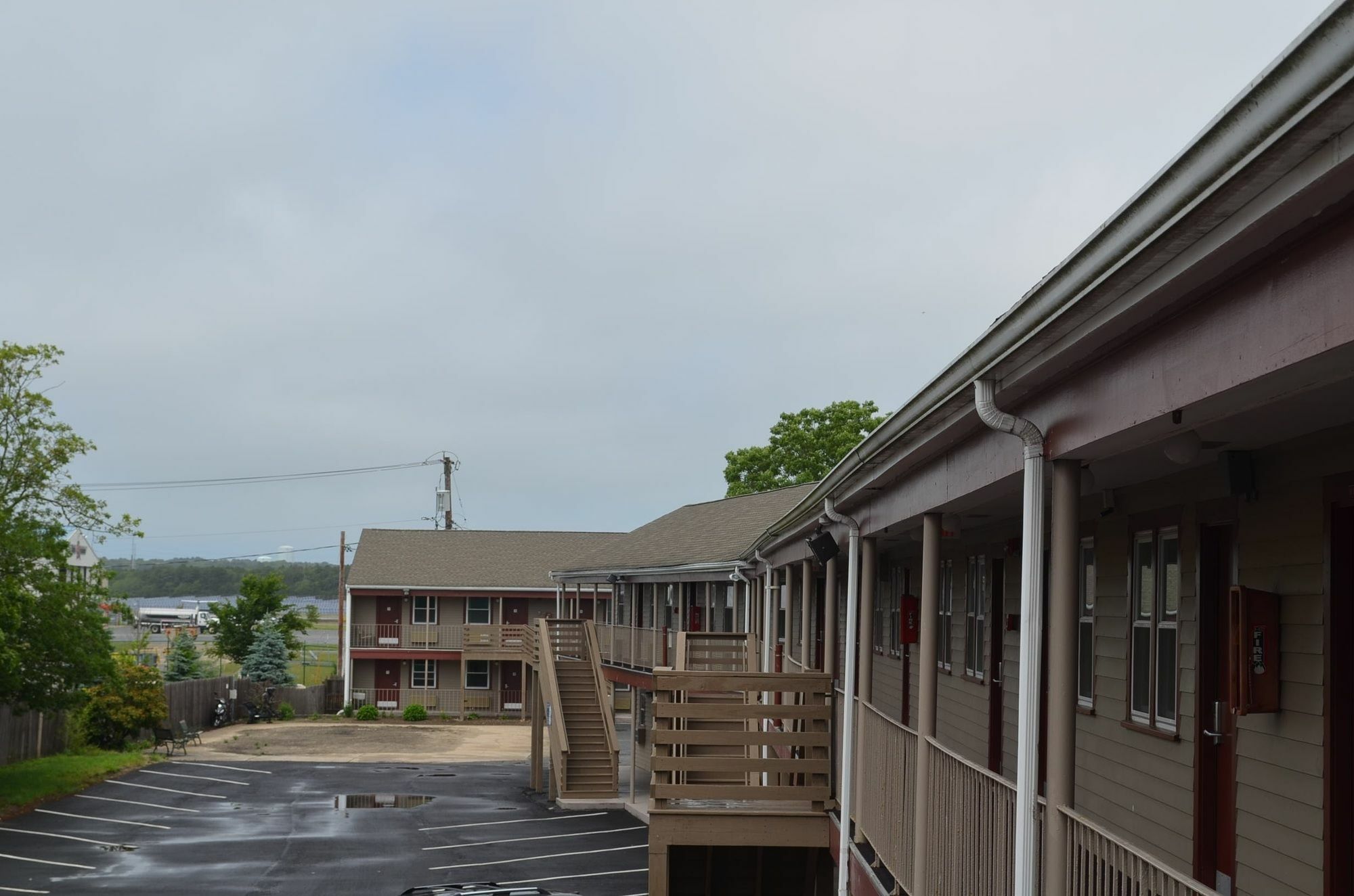 Hyannis Host Inn Экстерьер фото