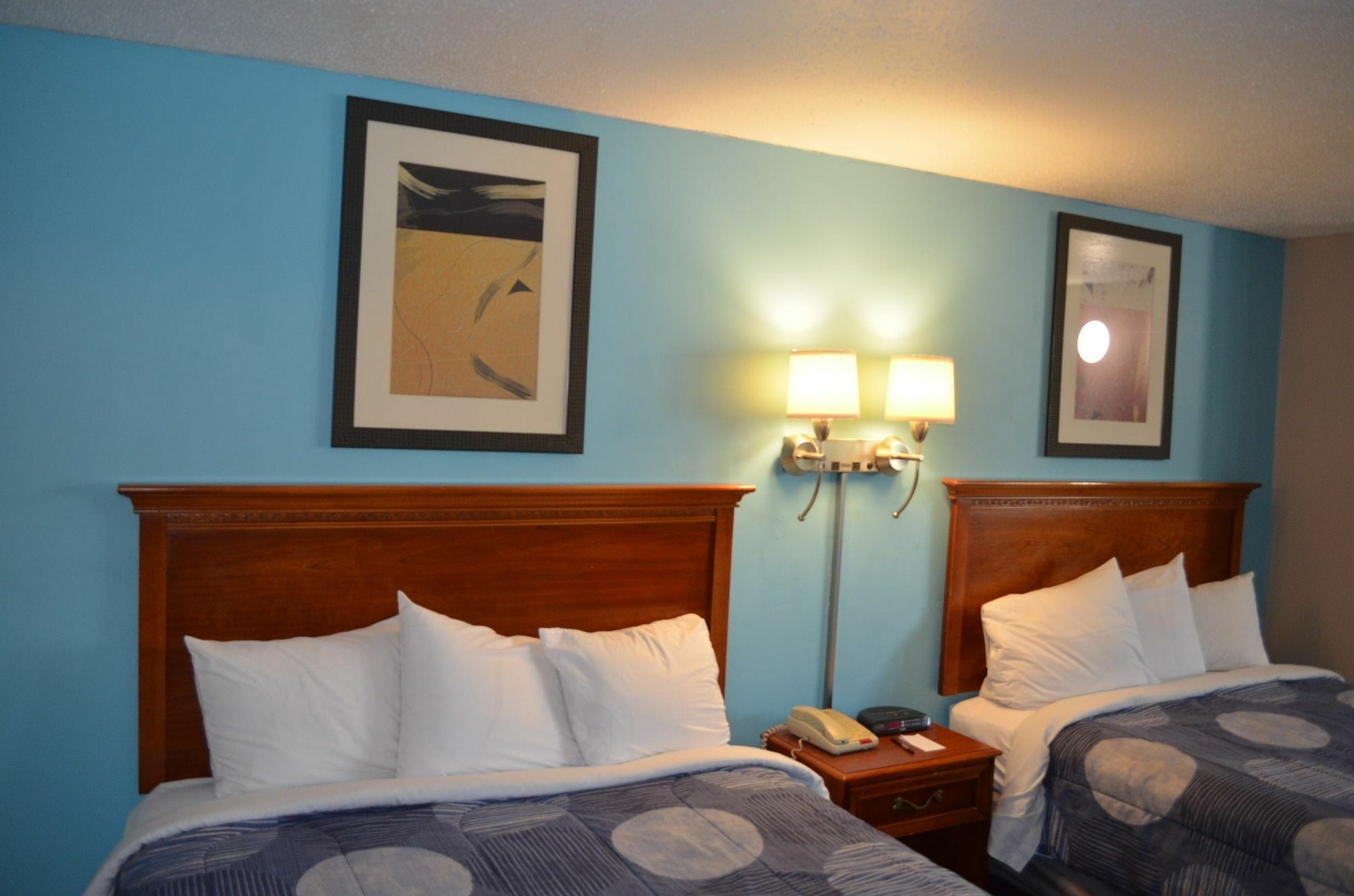 Hyannis Host Inn Экстерьер фото